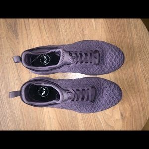 APL WOMENS TECH LOOM PHANTOM SNEAKER